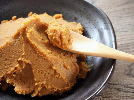 How Is Traditional Japanese Miso Made? A Guide to Authentic Fermented Soybean Paste